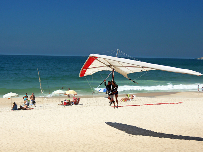 HANG GLIDING RIO