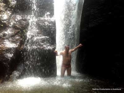 Hiking Waterfall Rio de Janeiro 02