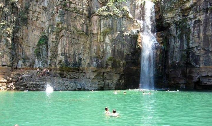 cachoeira lagoa azul capitolio