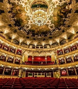 Opera praga- como prevenir overtourism