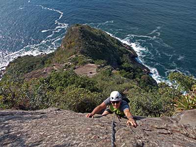 Escalada del Pan de Azúcar via Costão