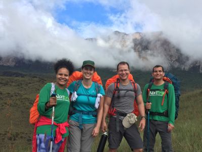 Conscious Travel. Beyond sustaining, regenerating! 27 Viagem Consciente. Além de sustentar, regenerar